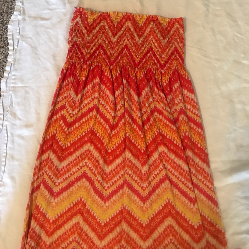 3 sleeveless maxi dresses with sweater