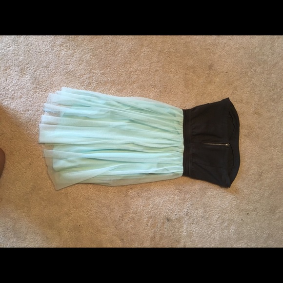 Strapless dress - Picture 3 of 3