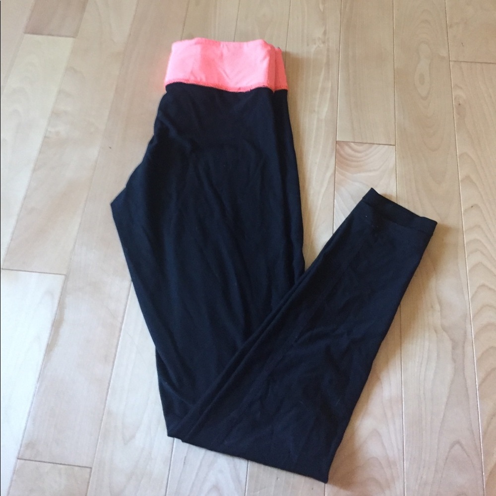 Victoria's Secret PINK Ultimate Yoga Legging