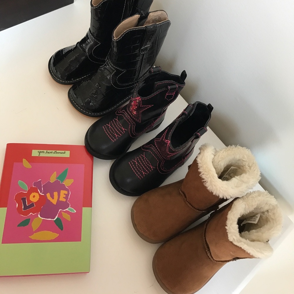 Adorable Toddler Girl Boot Lot Sz 4 (3 pairs) - Picture 4 of 7