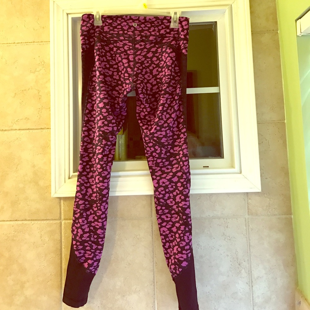 Lululemon full length pants.