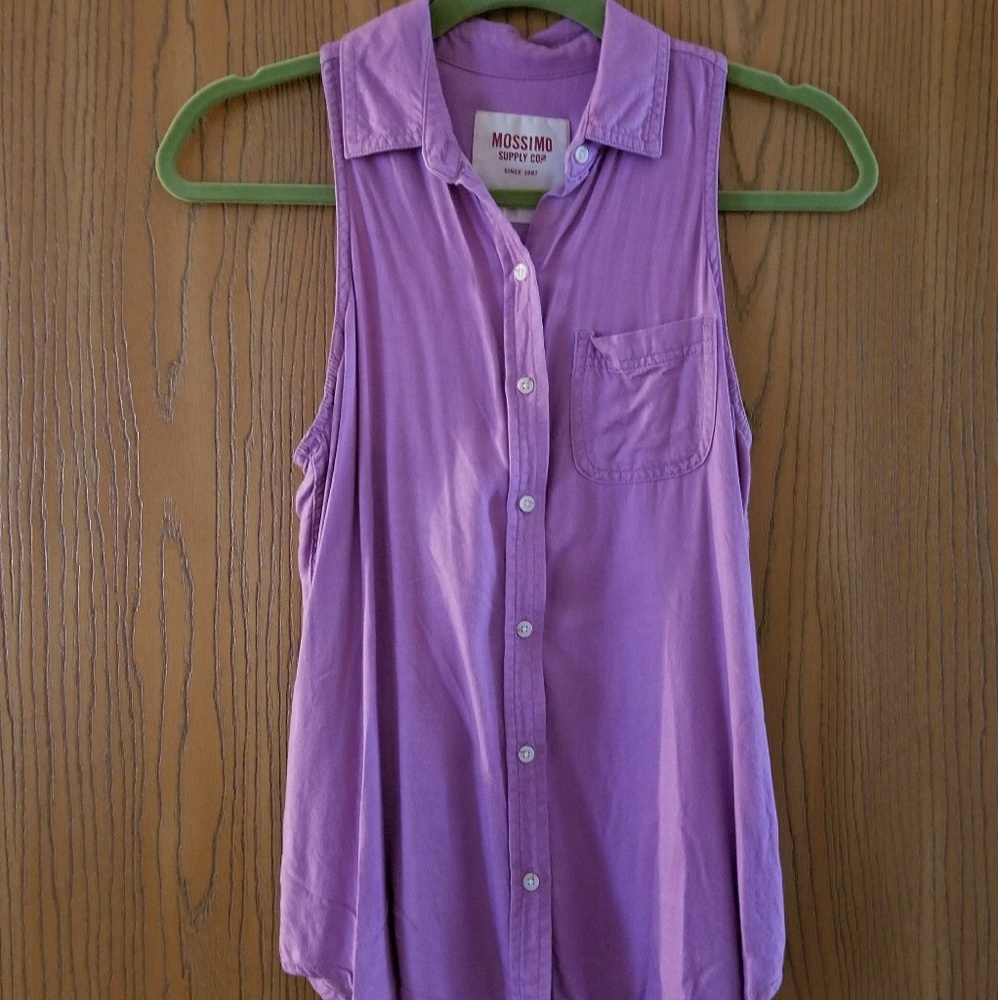 Purple sleeveless blouse