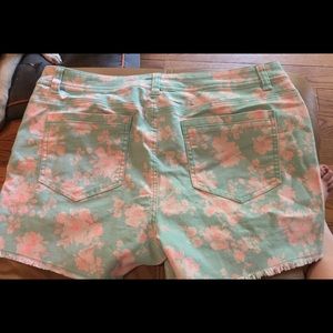 Shorts, colorful, floral, studs