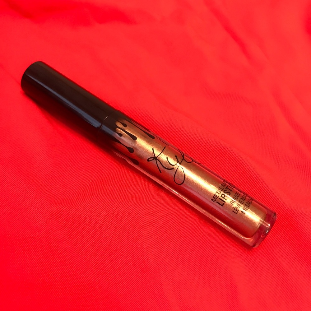 Kylie Cosmetics King K Metal Matte Lipstick