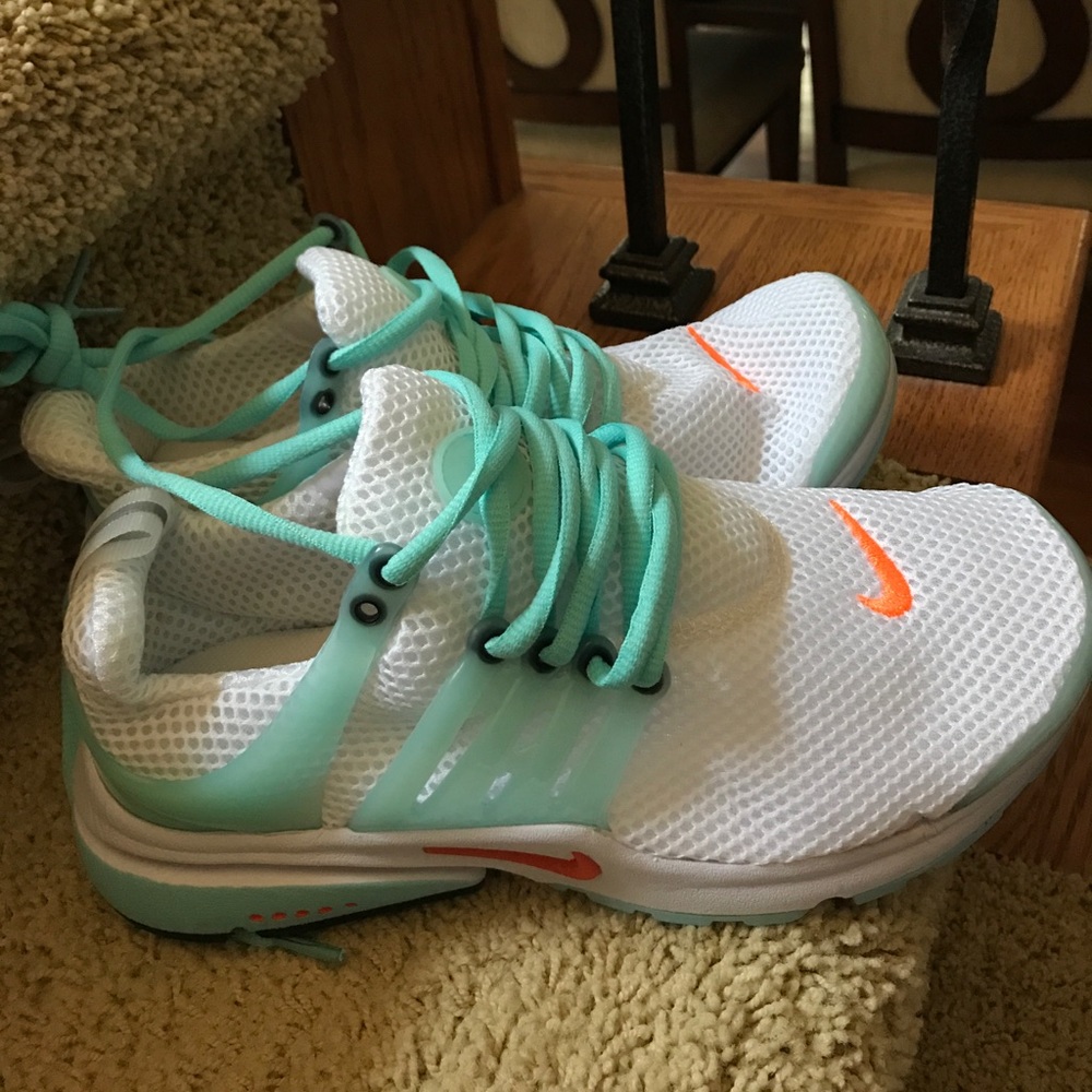 nike air presto ultra!!!! size 8