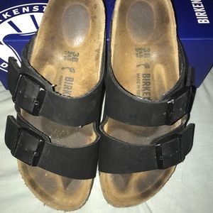 Women's 8 Birkenstock Arizona Black Mono Sandals