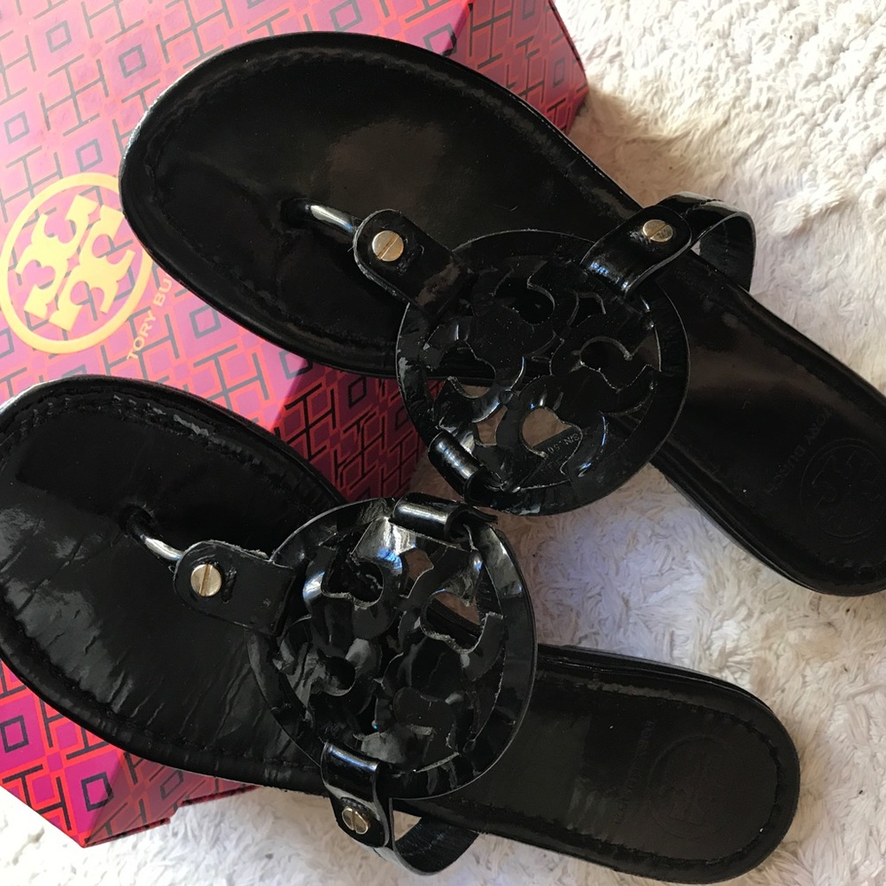 Tory burch sandals