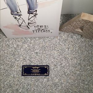 Lorac never used blue toned eye shadows