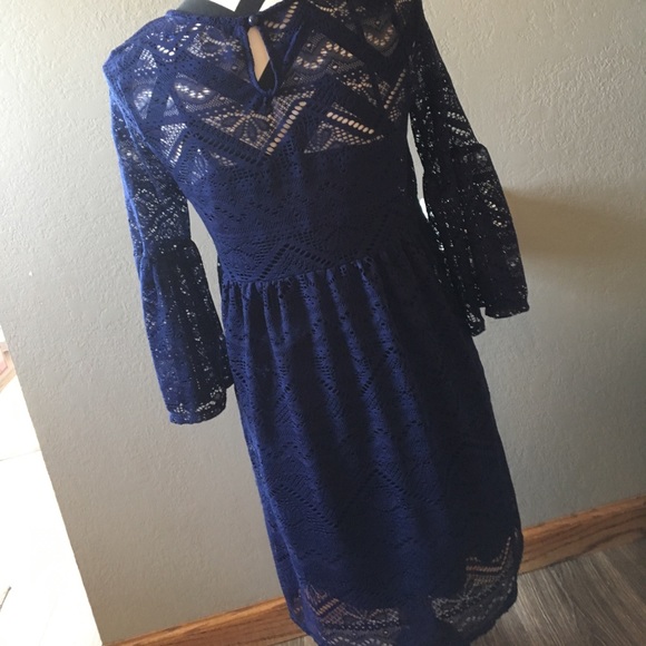 Blue Lace Top Fun Dress Looks FAB w/ Cowboy Boots - Picture 3 of 4