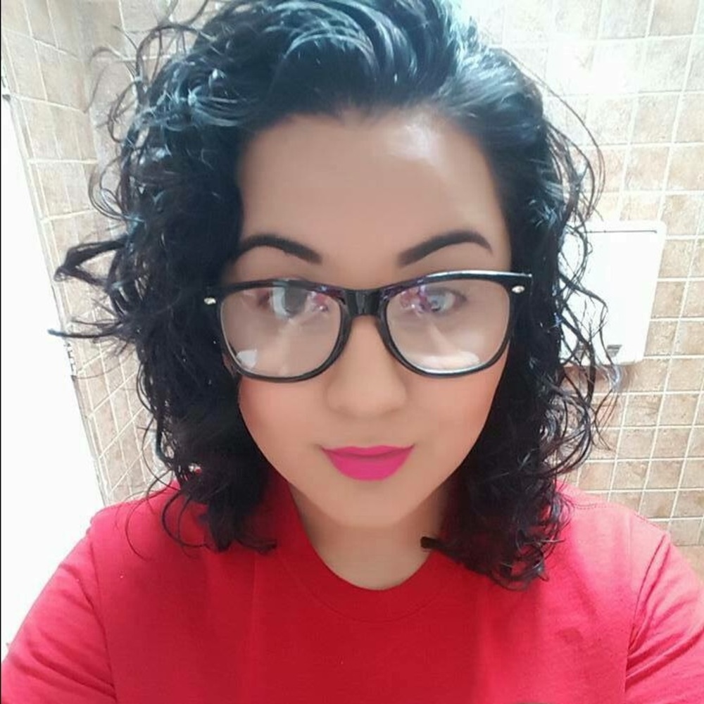 Meet your Posher, Mayra