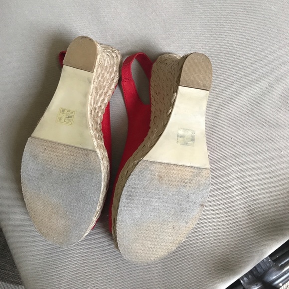 Adorable Moda sling backs - Picture 2 of 3