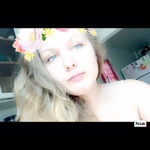 Meet your Posher, Natalie