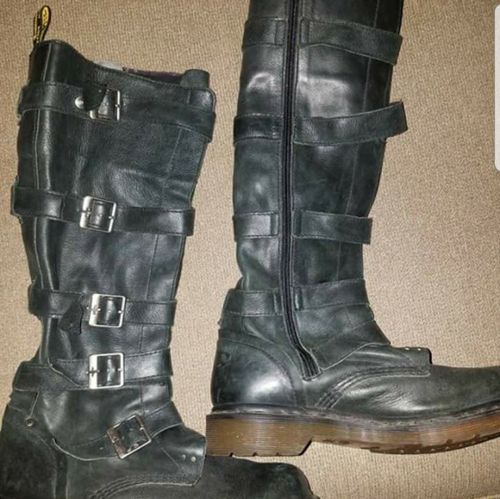 Women's Sz 9 Doc Marten Boots