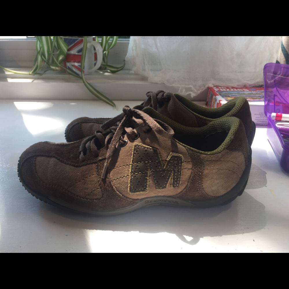 Merrell Shoes Size 7.5