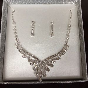 Necklace/Earring set