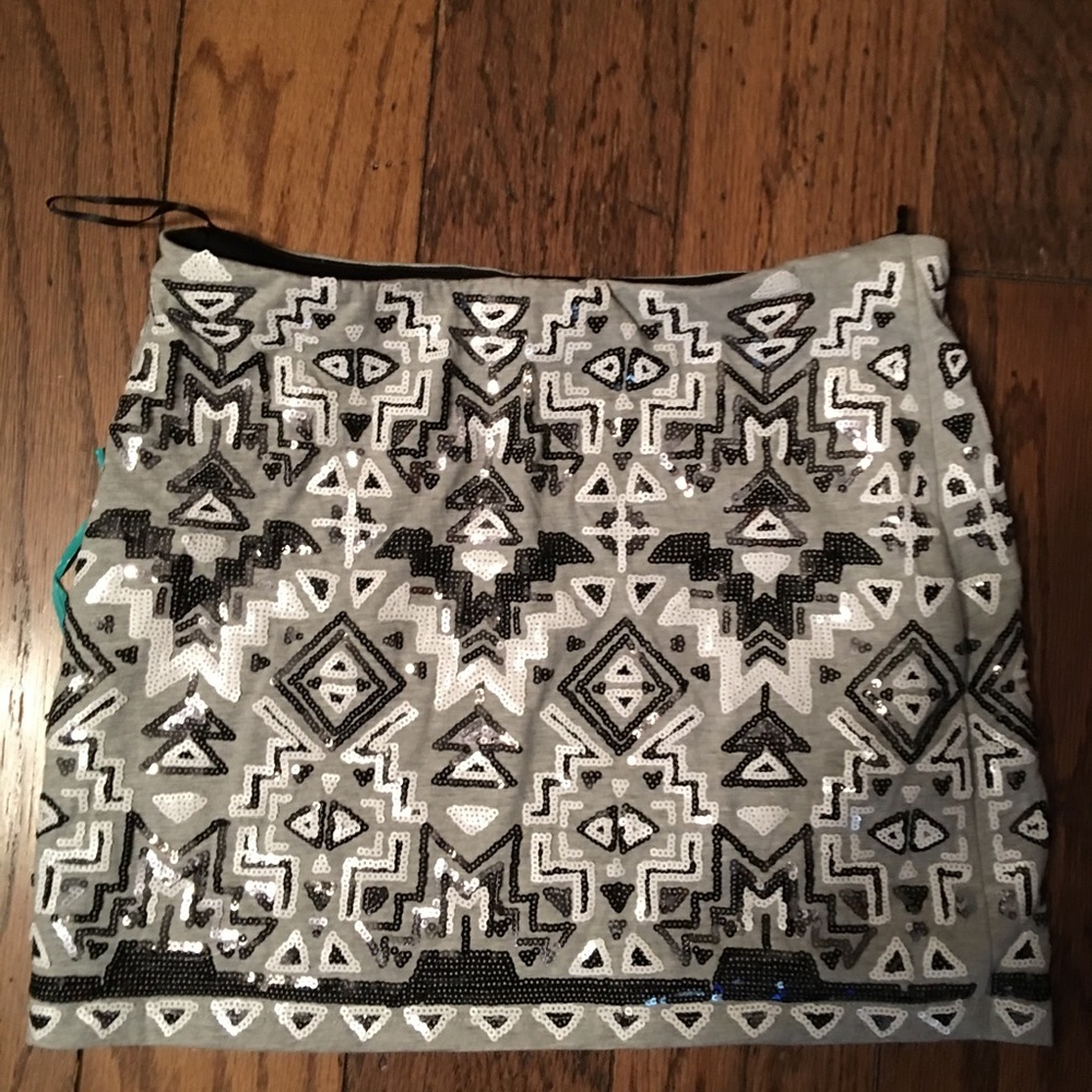 Romeo & Juliet Couture skirt