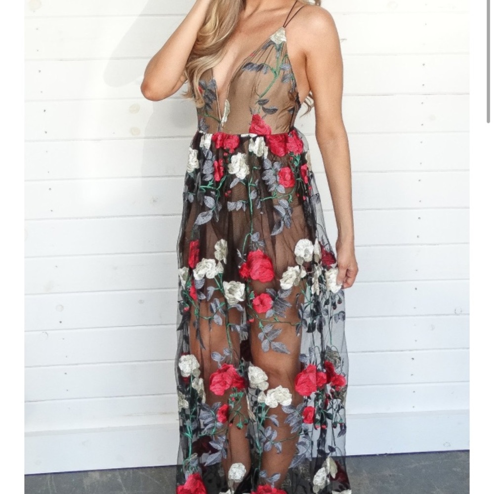 Embroidered maxi dress