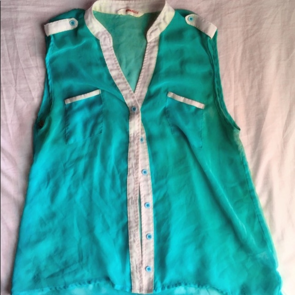 ANNABELLE Button up Blouse