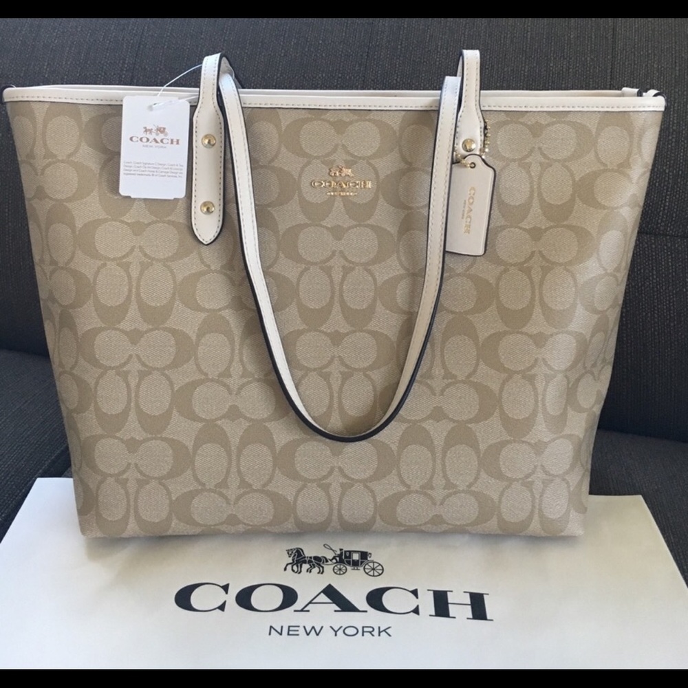 SOLD. Coach Light Khaki City Tote with Wristlet!
