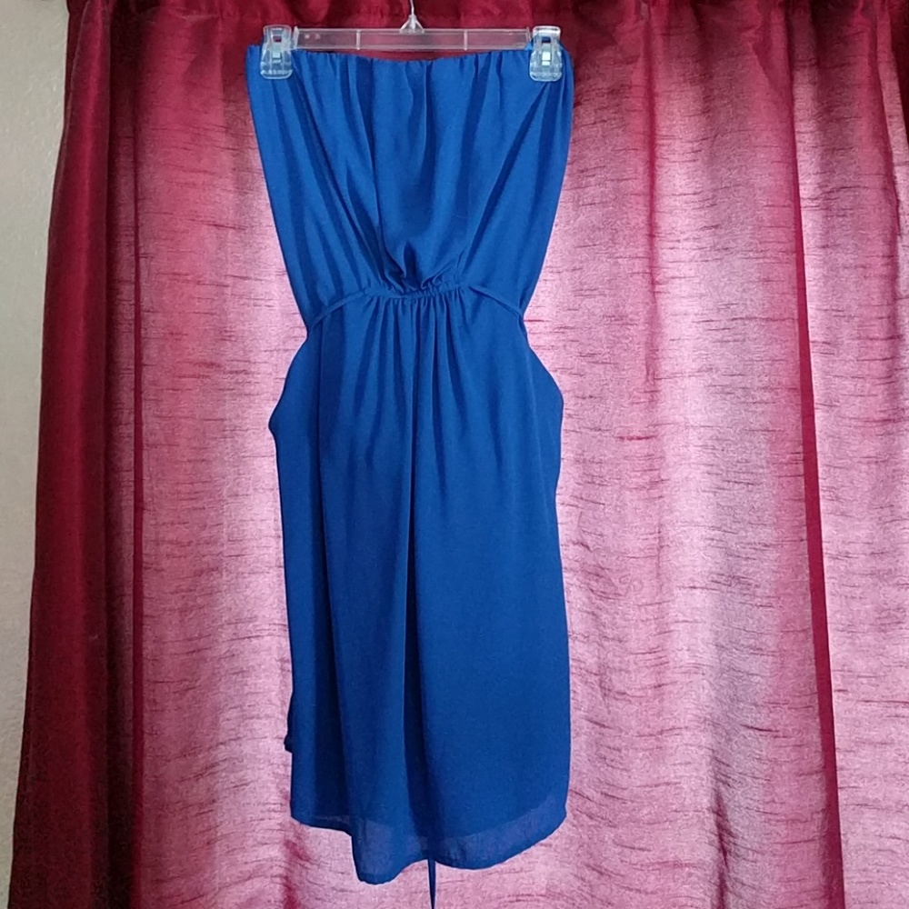 Blue strapless dress with pockets, worn once