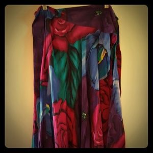 Blouse and skirt set