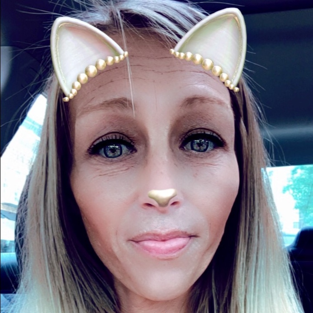 Meet your Posher, Brandi