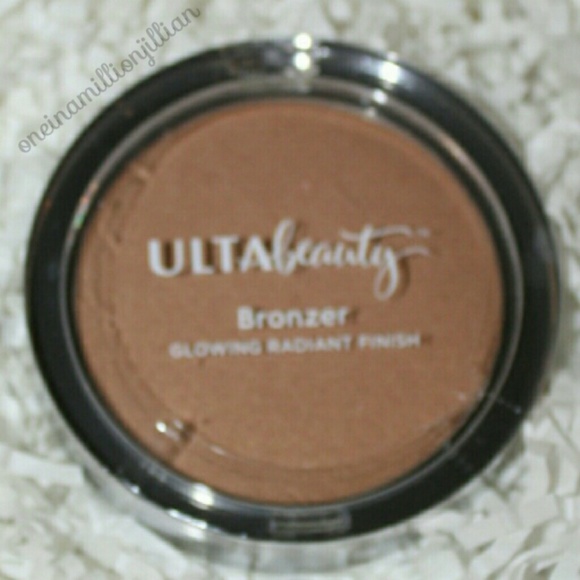 Ulta Glowing Radiant Bronzer - Warm - Picture 2 of 3