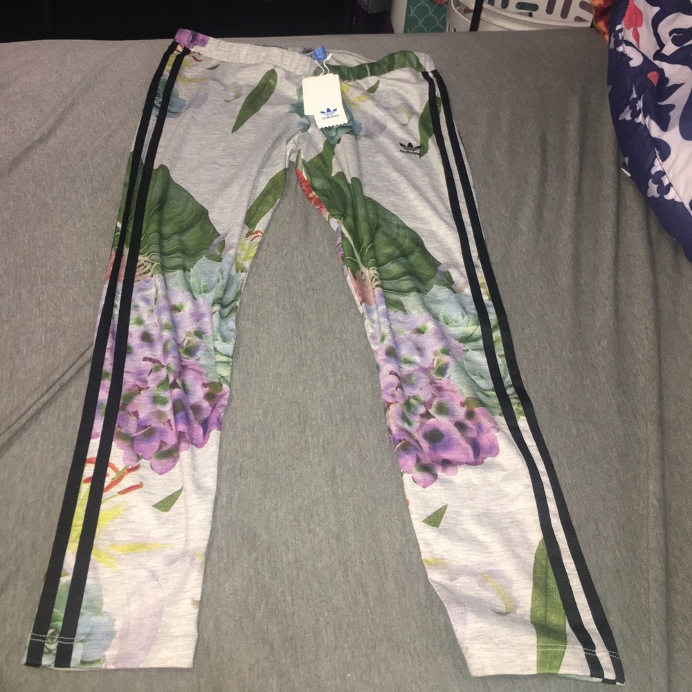 Adida Pants - Picture 2 of 3