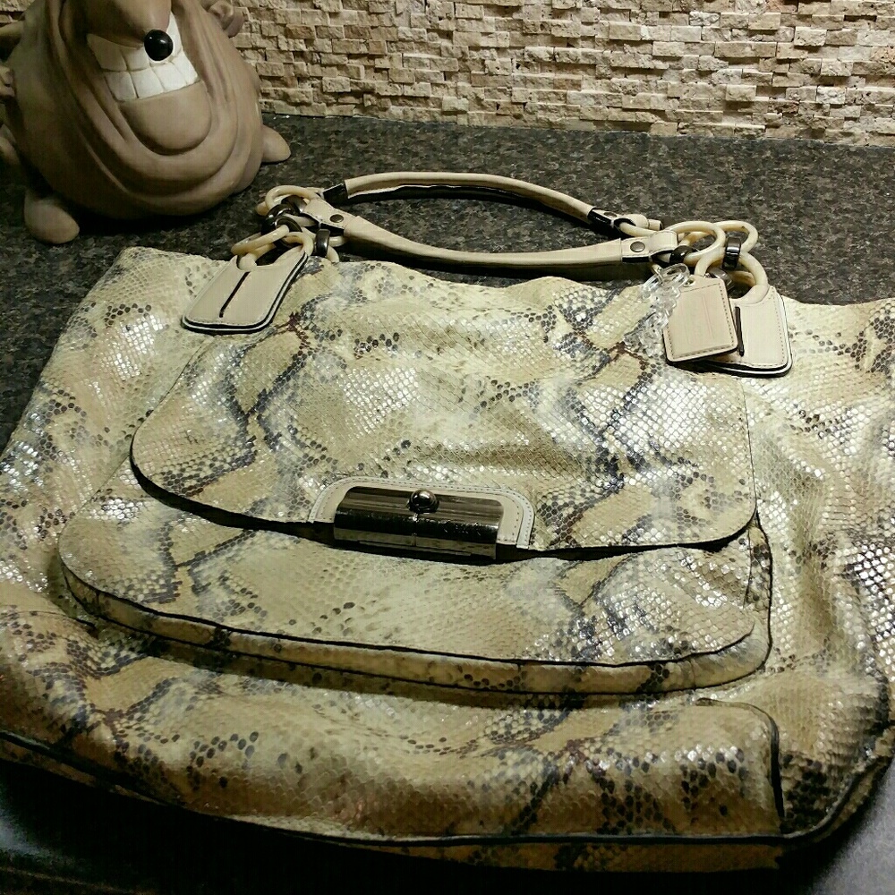 Coach Kristin Embossed Python large bag - Picture 2 of 6