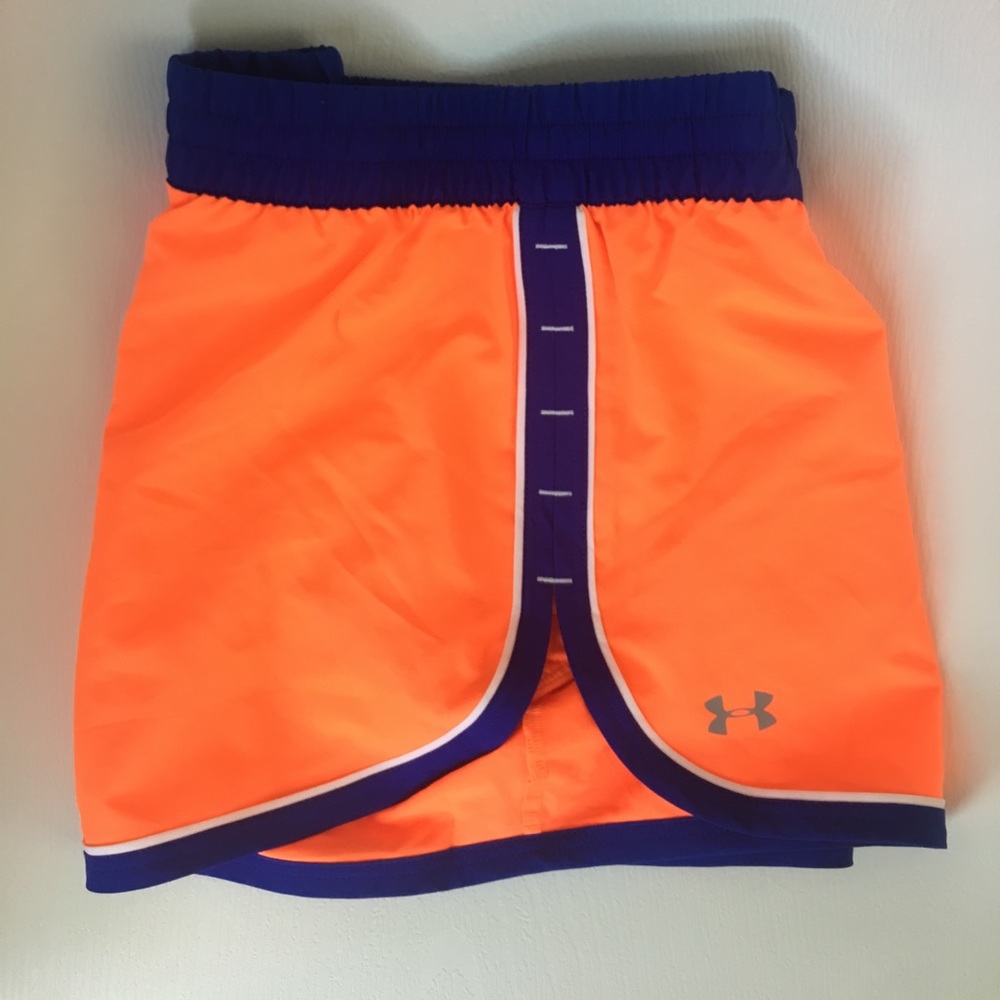 NWOT Under armour shorts