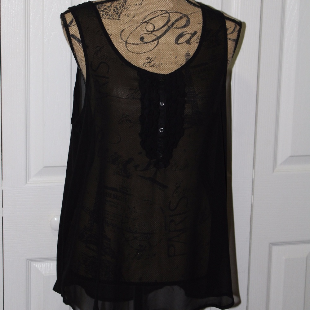 Cute Black Top (One Free Tank Top)