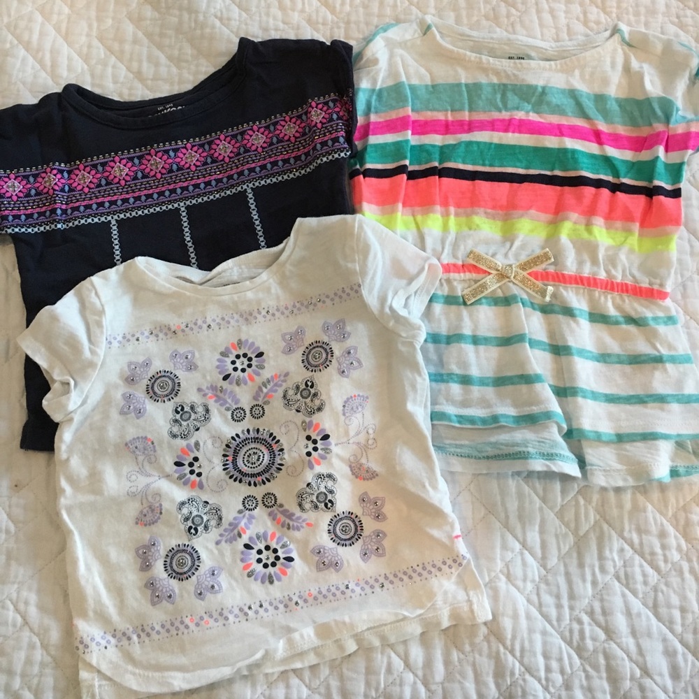 Oshkosh tops!