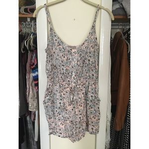 Blush floral romper forever 21