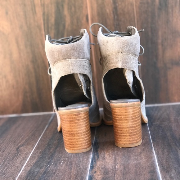 NIB Genuine Leather Open Toe Heel Lace Up Bootie - Picture 4 of 4