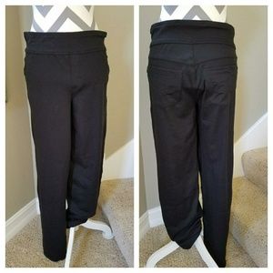 NWOT Black Straight Leg Leggings
