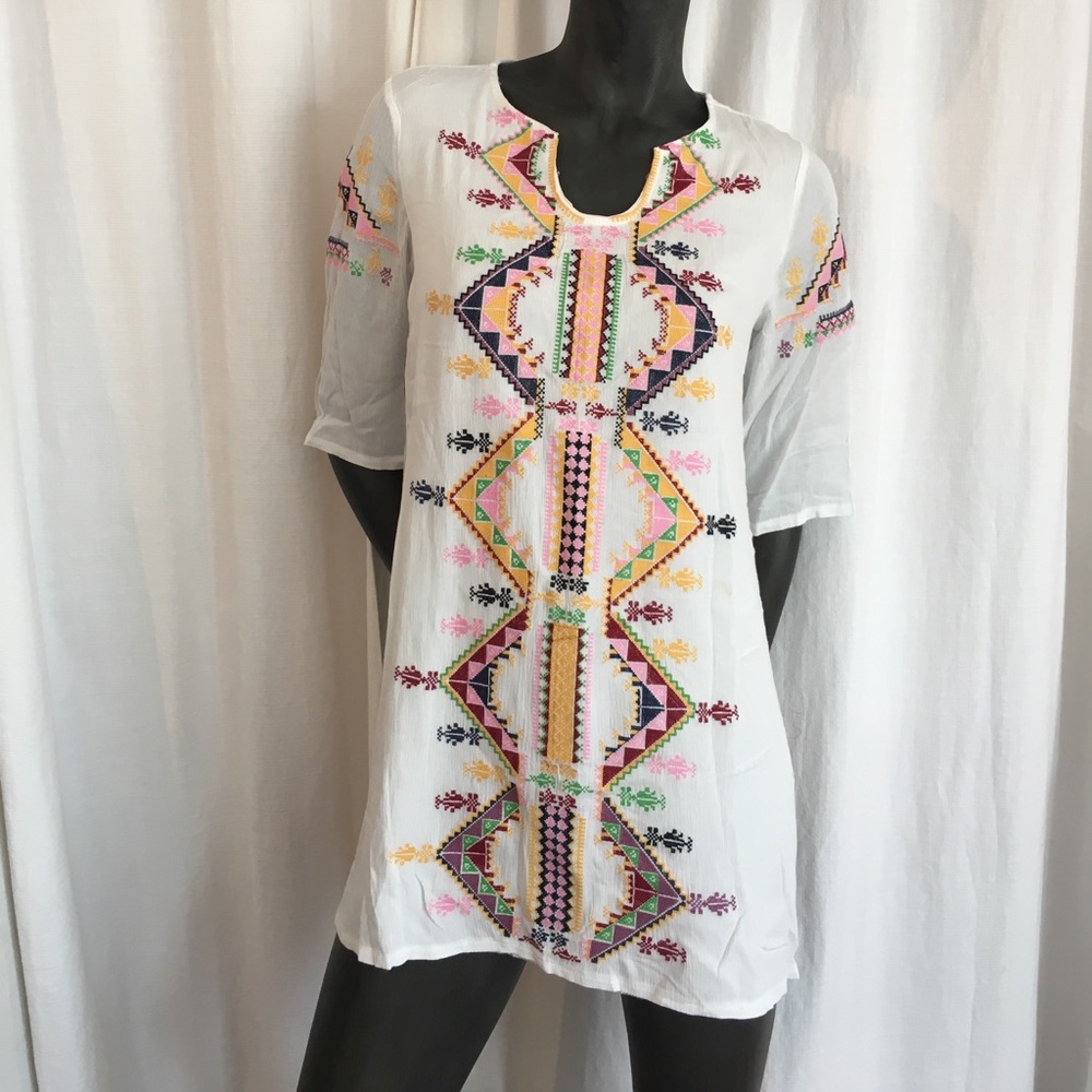 🦋✨Beautiful boho embroidered tunic dress!!!