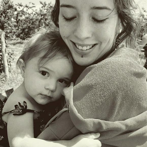 Meet your Posher, Molly - Picture 2 of 2