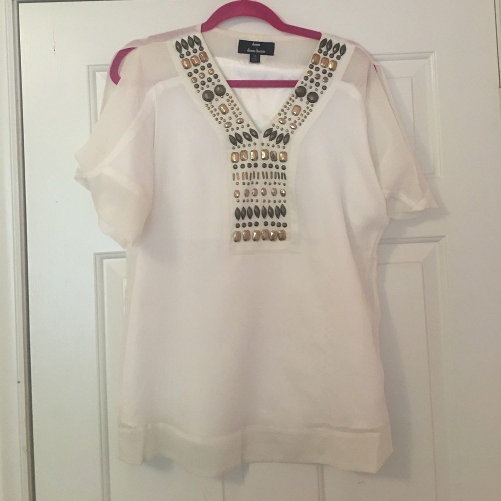 Dennis Basso white top