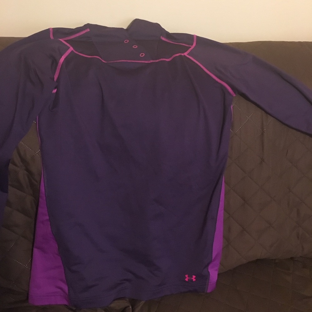 Under armour long sleeve shirt