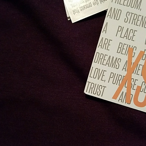 LuLaRoe: Classic Tees - 4 pieces! - Picture 2 of 5