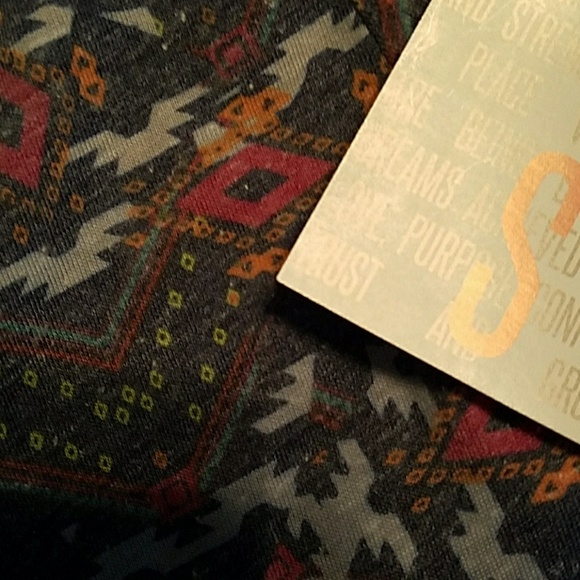 LuLaRoe: Classic Tees - 4 pieces! - Picture 5 of 5