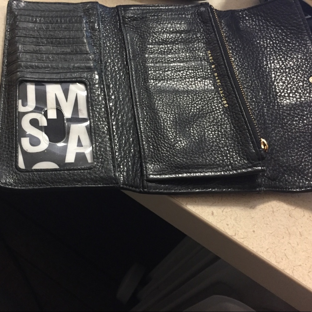 Wallet - Picture 2 of 2