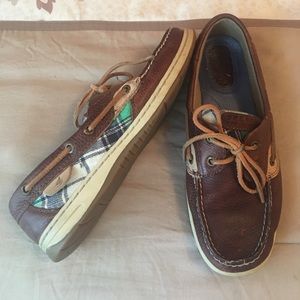 Women's Sperrys!!