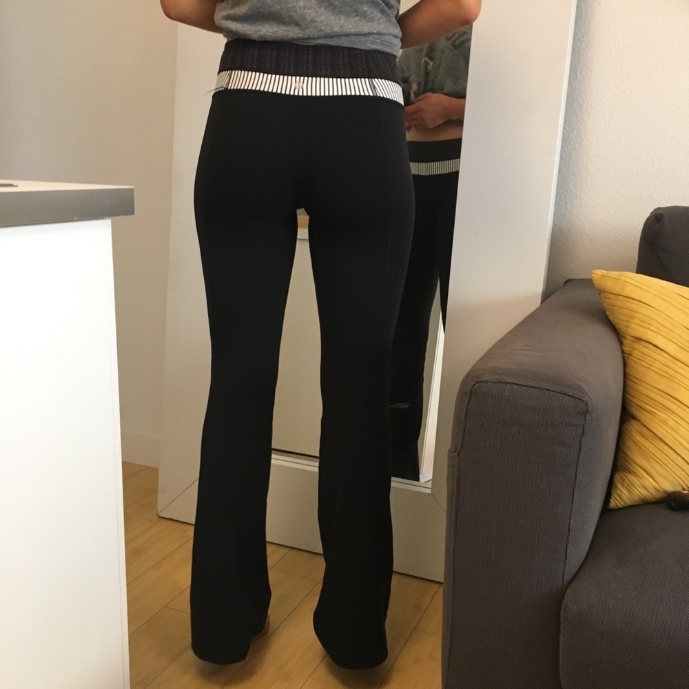 Reversible lulu lemon yoga pants