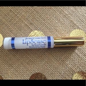 Lipsense Matte gloss - only used a few times!