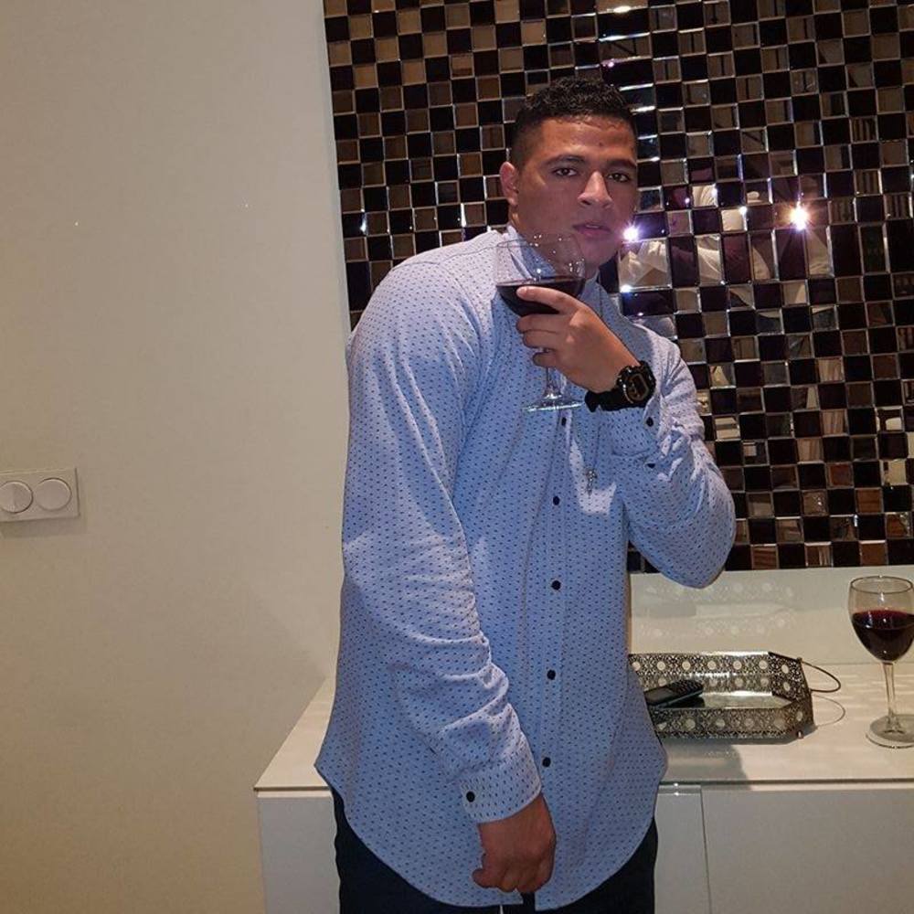 Meet your Posher, Tej