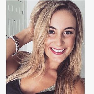 Meet your Posher, Madeline