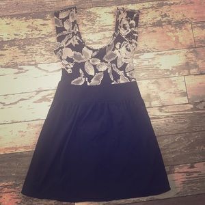 Express short sleeved midi dress
