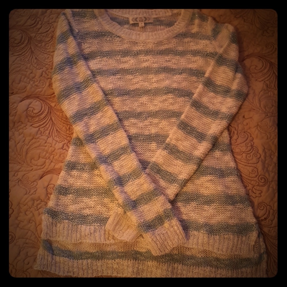 Light weight striped sweater