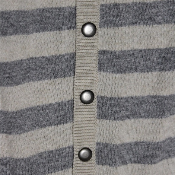 Sweater - Picture 4 of 5